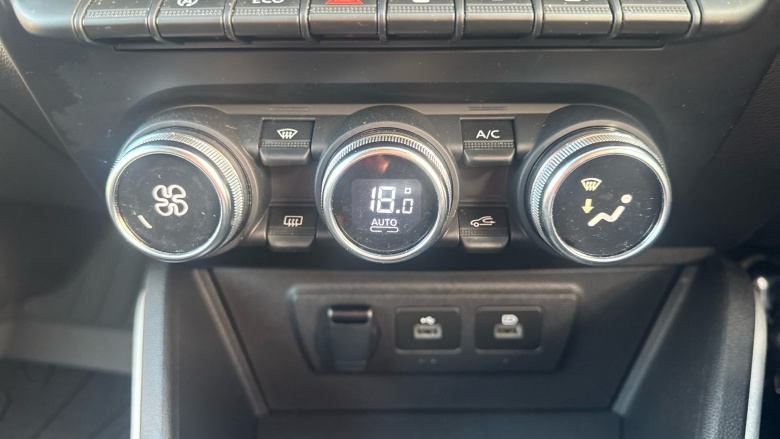 Dacia Duster 1.0 TCe 90 Prestige 5dr Petrol Estate